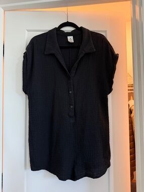 Shade & Shore Black Textured Short-Sleeve Henley Romper